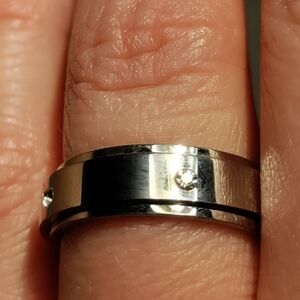 NEW Stainless Steel Gem Silver Spinner Ring